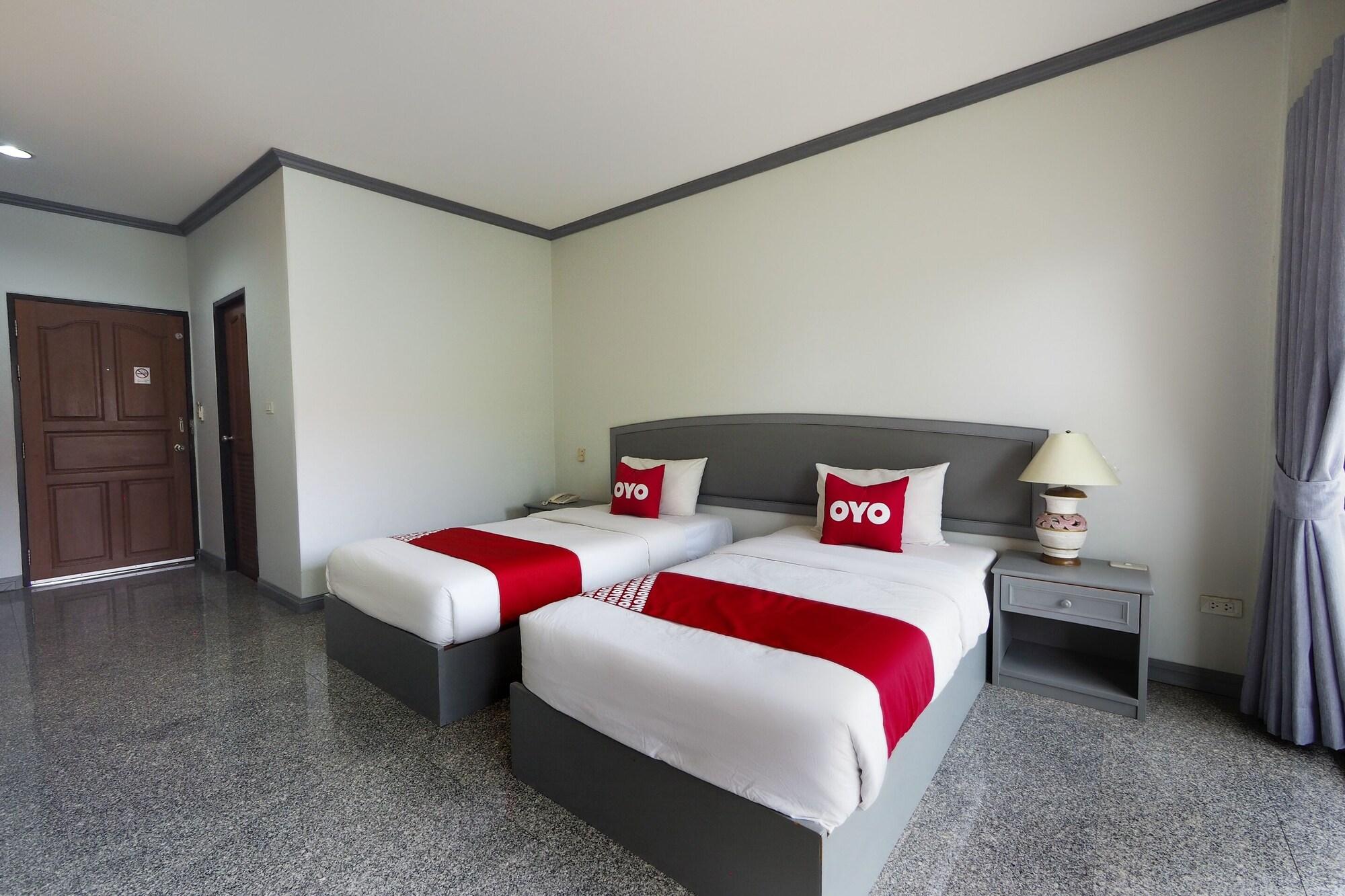 OYO 859 Golden Land Hotel Chiang Rai Buitenkant foto