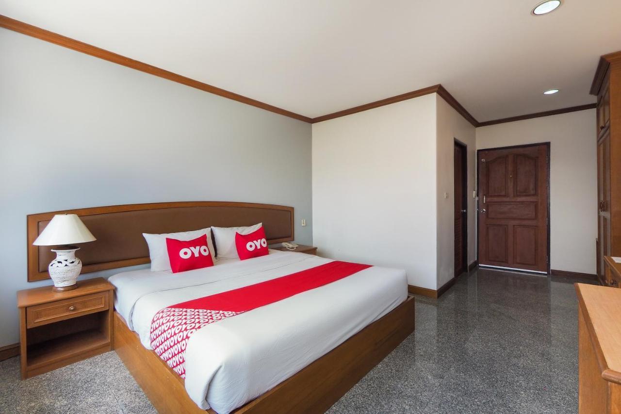OYO 859 Golden Land Hotel Chiang Rai Buitenkant foto