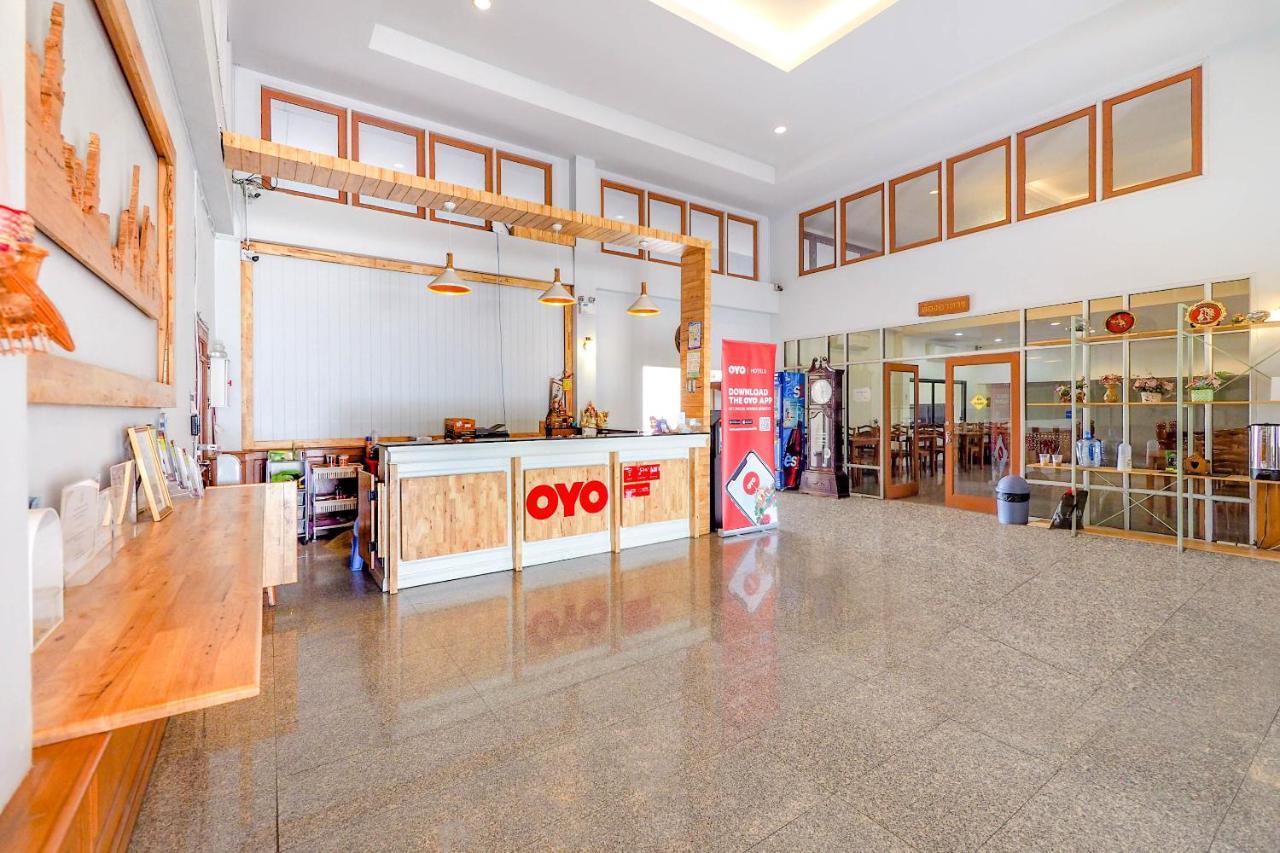 OYO 859 Golden Land Hotel Chiang Rai Buitenkant foto