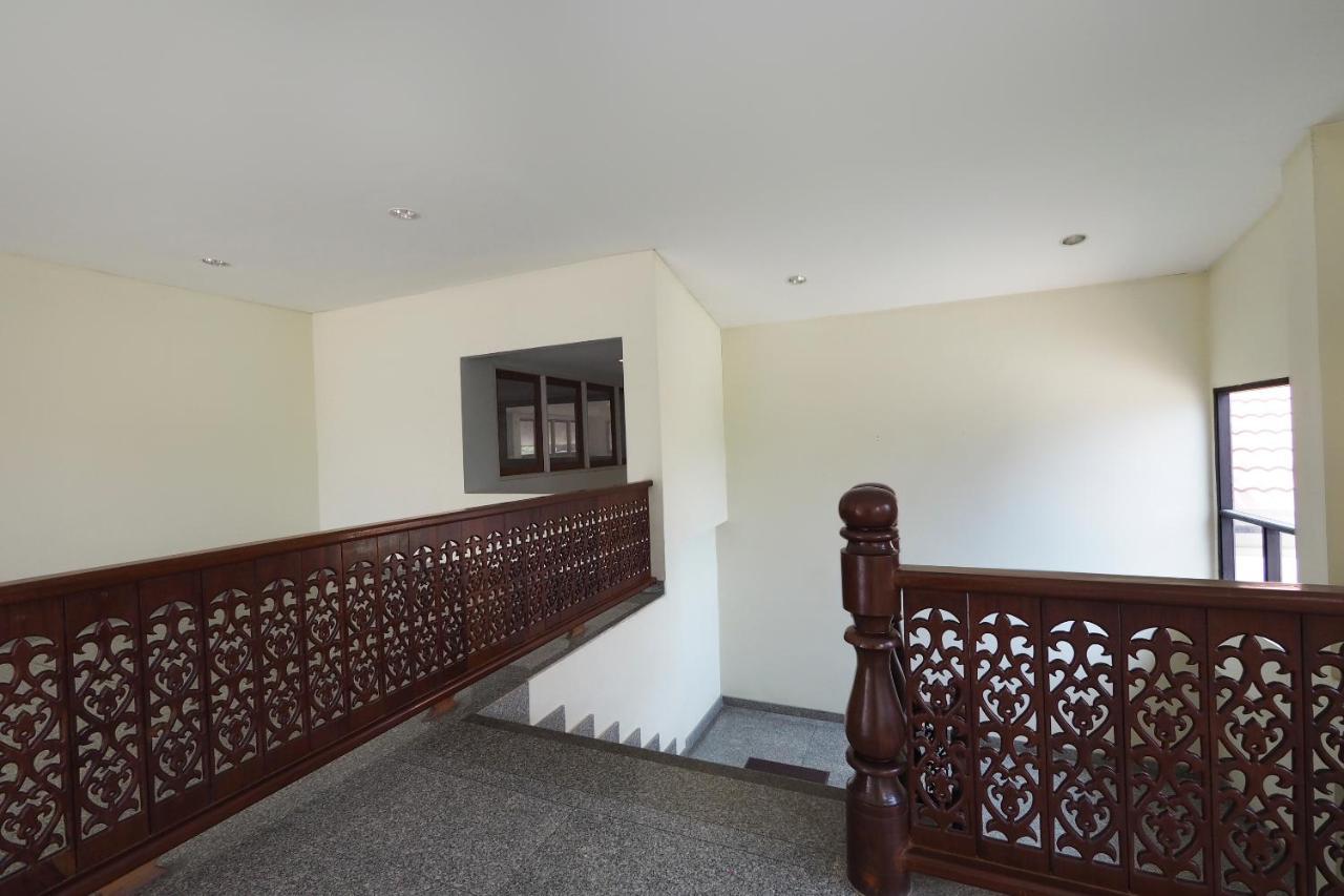 OYO 859 Golden Land Hotel Chiang Rai Buitenkant foto